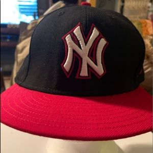 New Era Blue/Red Yankees Baseball Cap